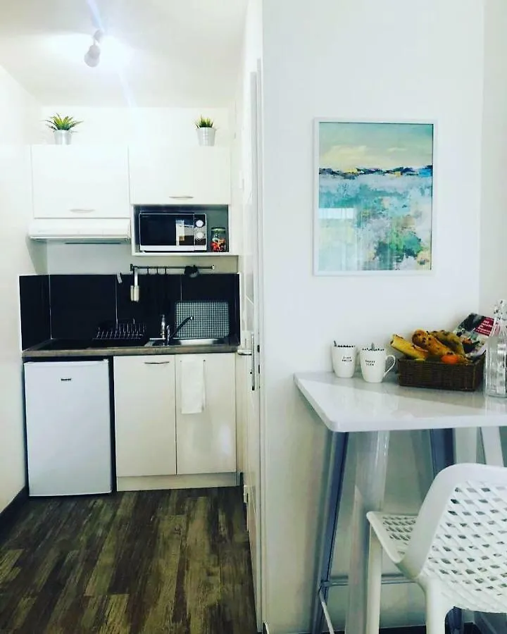 Appart Hotel Cezanne Aix-en-Provence Apartment