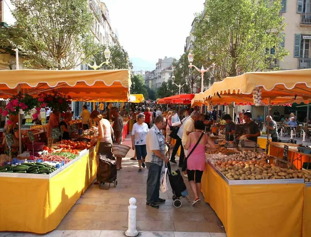 Appart Hotel Cezanne Aix-en-Provence 0*,  France